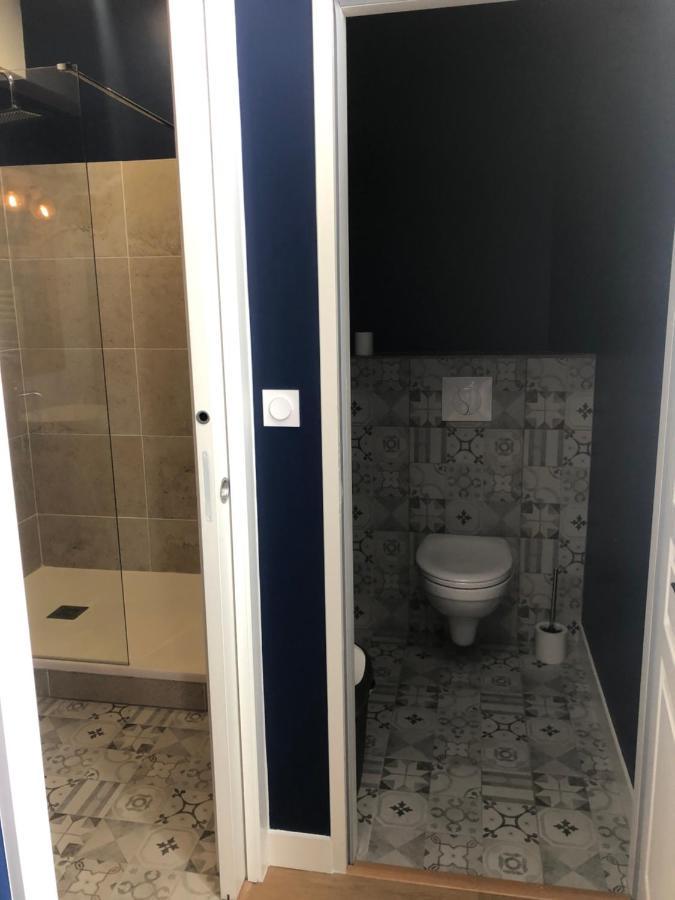 Hotel Restaurant La Place Saint-Amand-Mont-Rond Εξωτερικό φωτογραφία